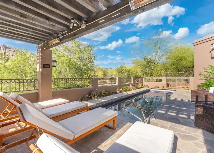 Dom wakacyjny Desert Estate With Pool Casita Pickleball & Views