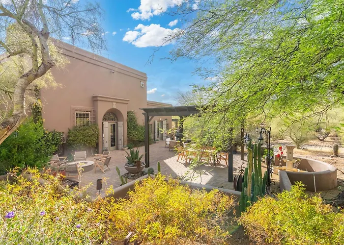 Dom wakacyjny Desert Estate With Pool Casita Pickleball & Views