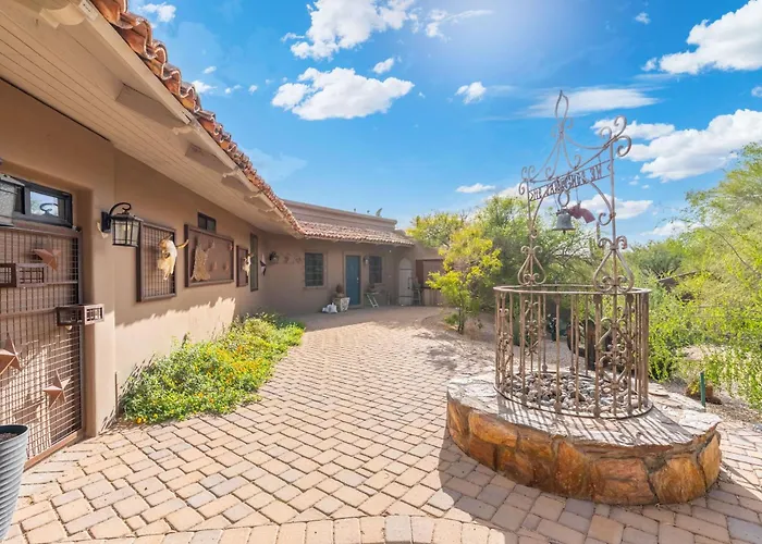 Desert Estate With Pool Casita Pickleball & Views Dom wakacyjny *