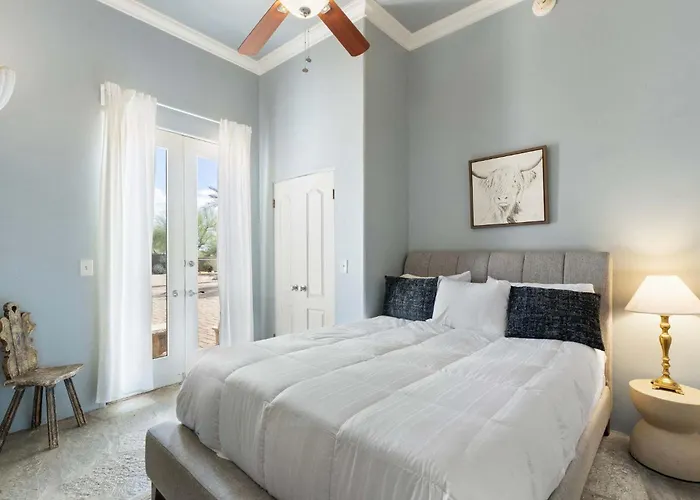 Desert Estate With Pool Casita Pickleball & Views *