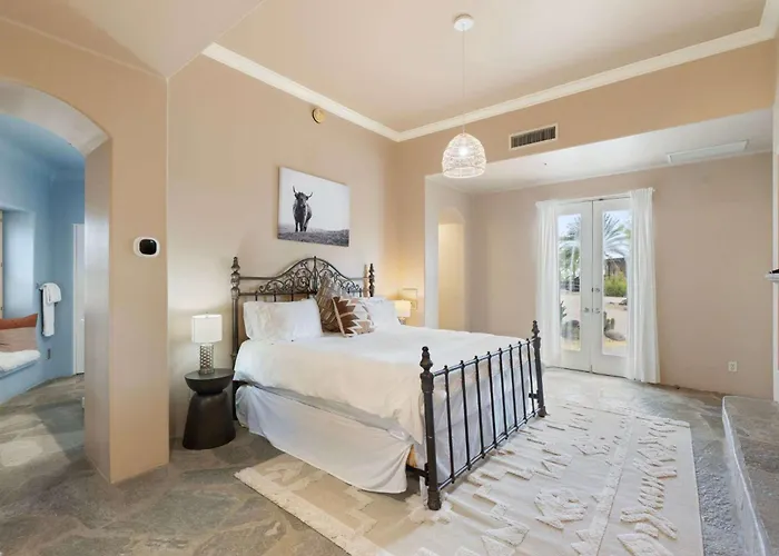 Dom wakacyjny Desert Estate With Pool Casita Pickleball & Views Cave Creek